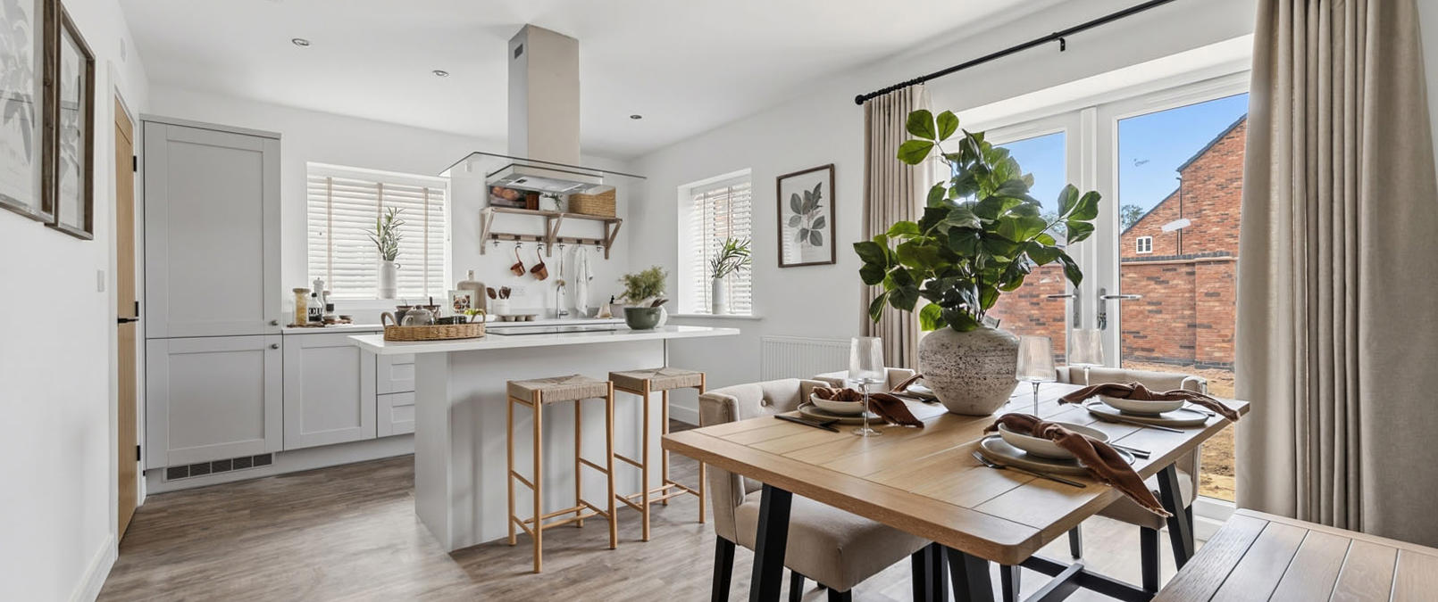 Kitchen diner
