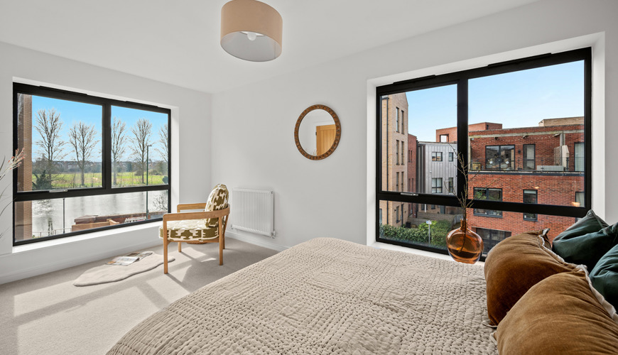 Trent Lane Waterside Living